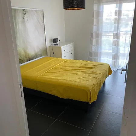 J2 Apartment